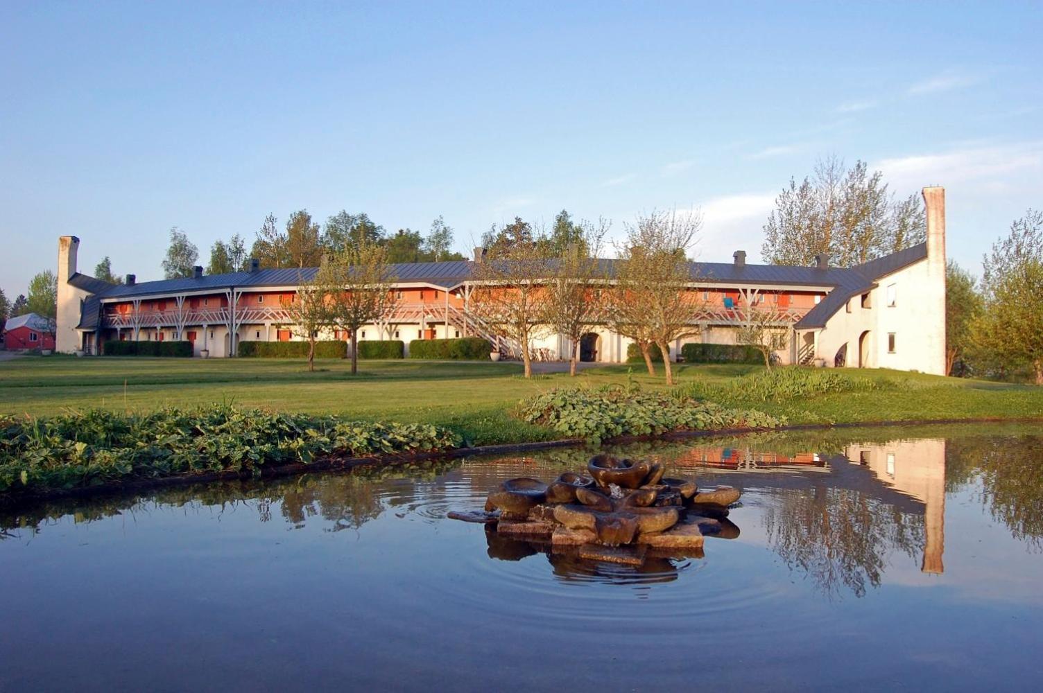 Ytterjaerna Hotell & Konferens Buitenkant foto